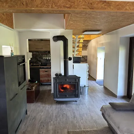 Secret Forest Retreat Semesterbostad